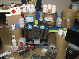 imagen del contenido Combaten el comercio de sustancias para fabricar drogas