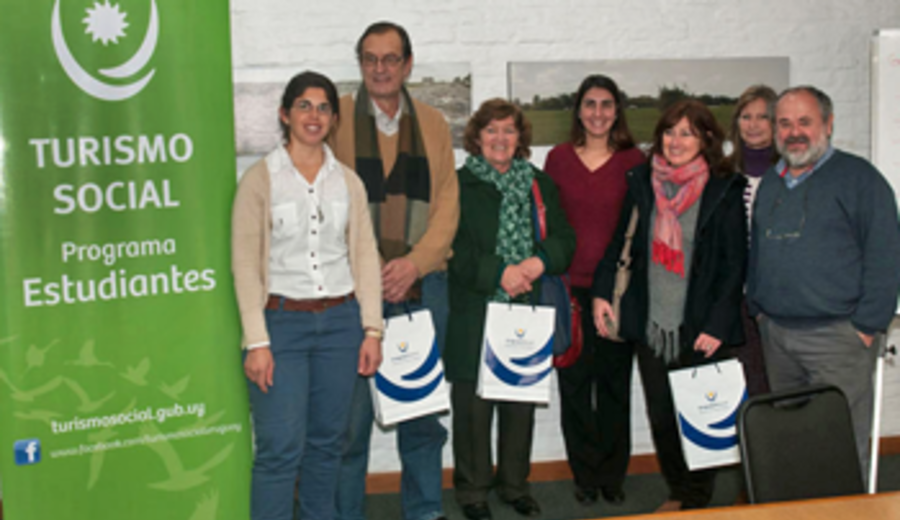 imagen de Gobierno relanza el turismo social con subsidios de hasta $ 10.000 y una plataforma digital