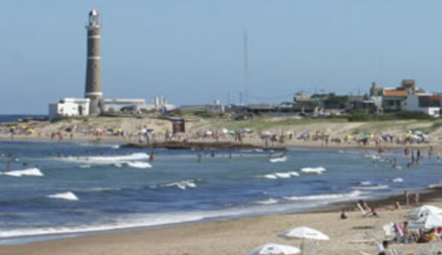 imagen de José Ignacio, el destino "hot" que compite con Saint-Tropez y Los Hamptons, y que eligen europeos para invertir