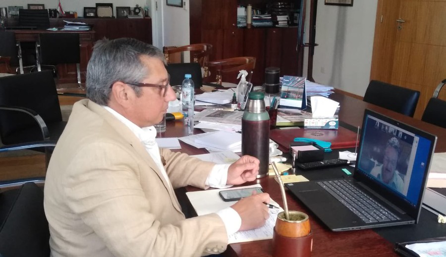 imagen de Carlos Enciso, embajador uruguayo en Argentina, está internado en CTI por coronavirus