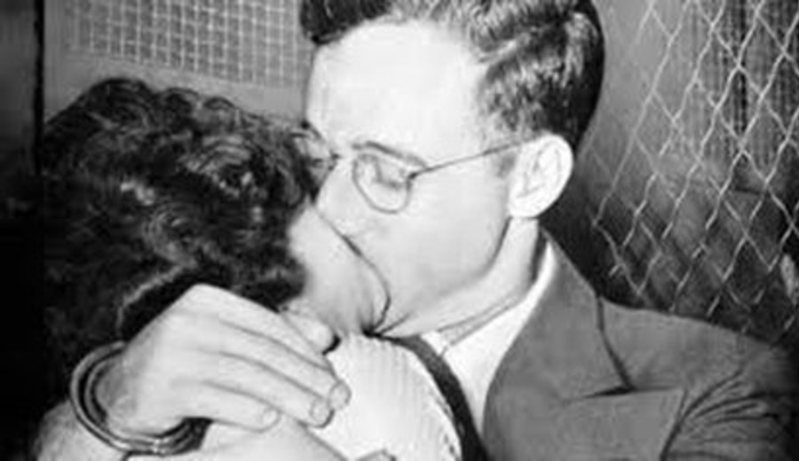imagen de La terrible ejecución de un matrimonio acusado de revelar secretos atómicos y las dudas que dejó el caso