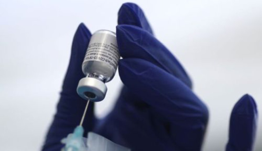 imagen de Pfizer y BioNTech anunciaron que su vacuna da inmunidad durante al menos seis meses y protege de la cepa sudafricana