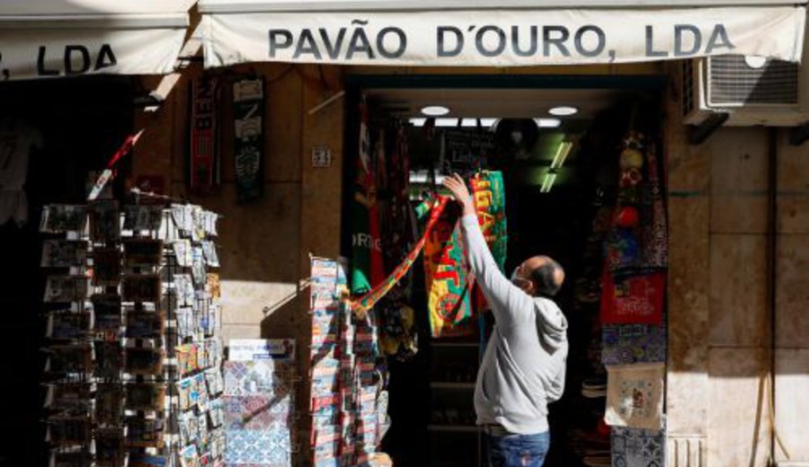 imagen de Portugal reabrió museos, bares y escuelas después de casi tres meses de cuarentena: “Ya no podíamos más”