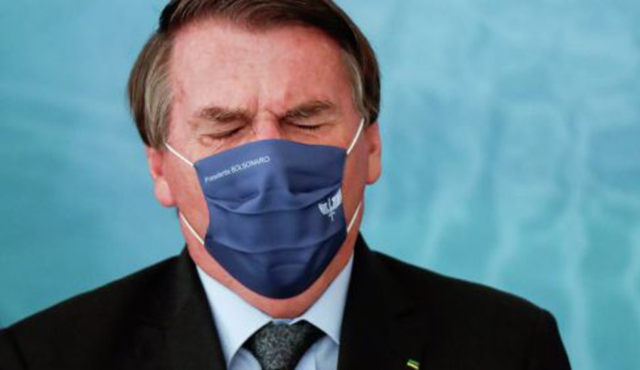 imagen de Bolsonaro descarta confinamiento a nivel nacional para frenar el covid-19 en Brasil