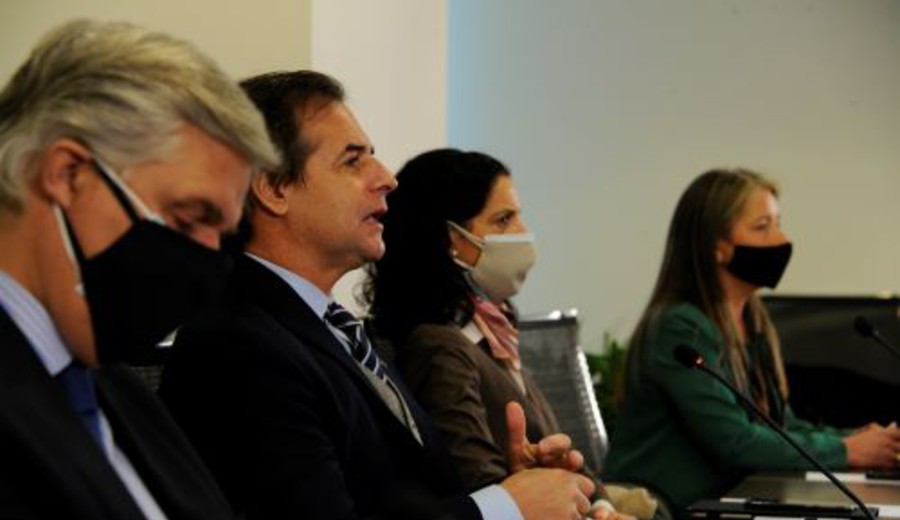imagen de “Nos gusta jugar en cancha grande, y no en cancha chica y protegida”, dijo Lacalle en Día de la Exportación