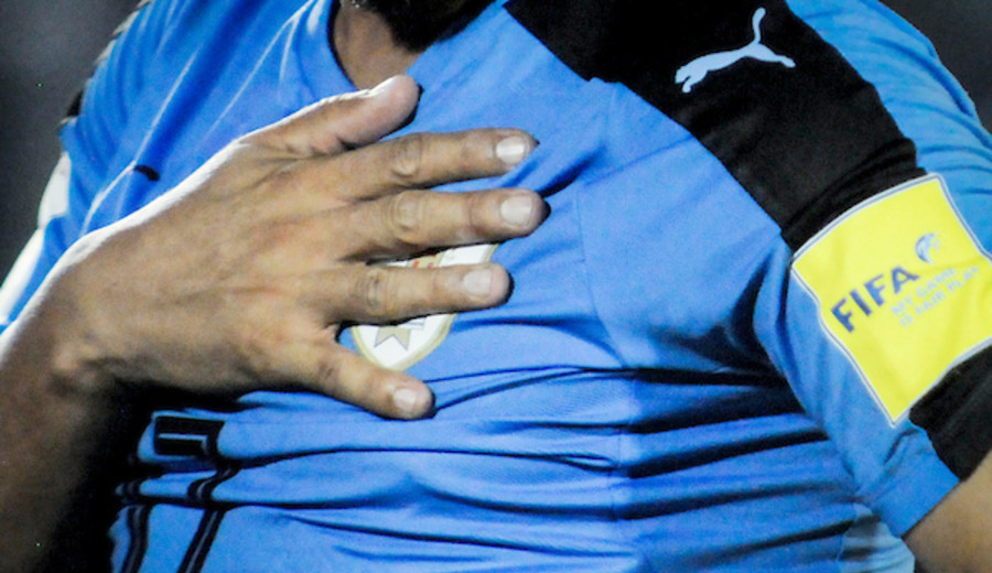 imagen de FIFA no quiere más las cuatro estrellas en la camiseta de Uruguay