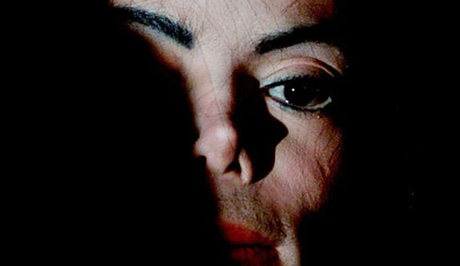 imagen de El entierro de Michael Jackson 70 días después de su muerte
