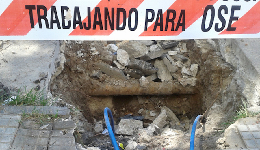 imagen de Obras de OSE sobre una línea principal de Montevideo