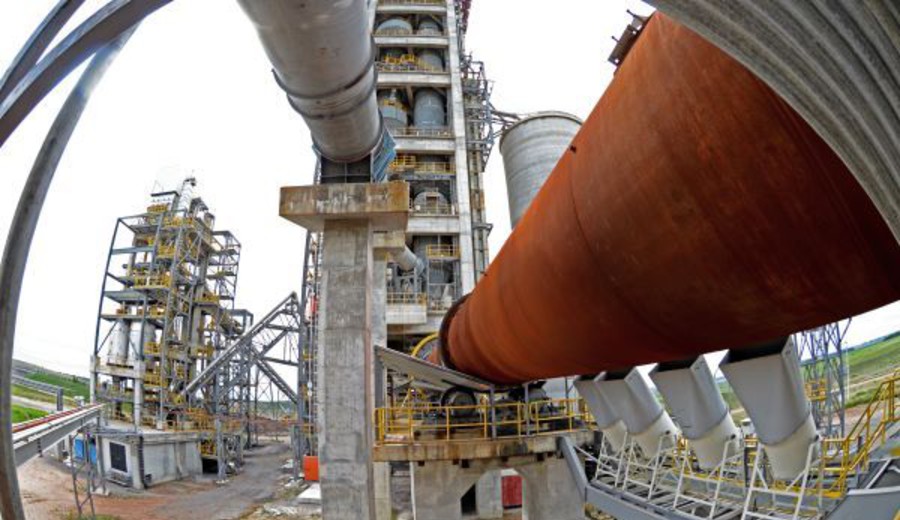 imagen de Cementera Cielo Azul inaugura planta en Treinta y Tres: inversión de U$S 140 millones