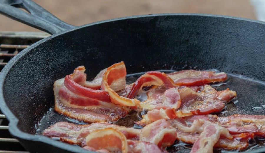 imagen de Utilizan el sonido del tocino frito para salvar los arrecifes de coral en Australia
