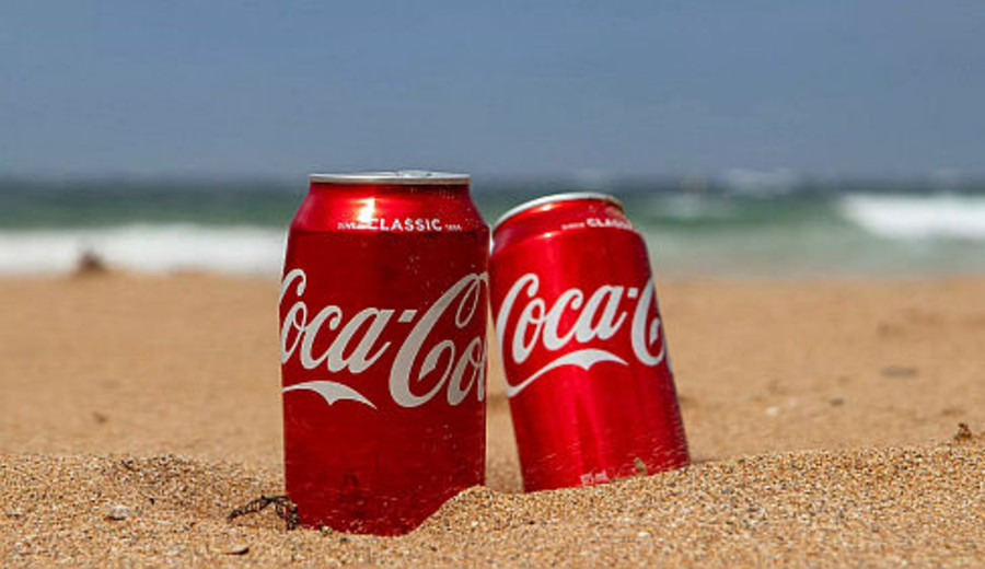 imagen de La crisis del transporte marítimo obliga a Coca-Cola a adaptar contenedores para nuevos usos