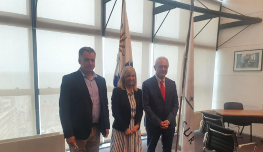 imagen de Mario Lubetkin, subdirector general de la FAO y Yamandú Orsi fueron recibidos por la presidenta en ejercicio, Argimón