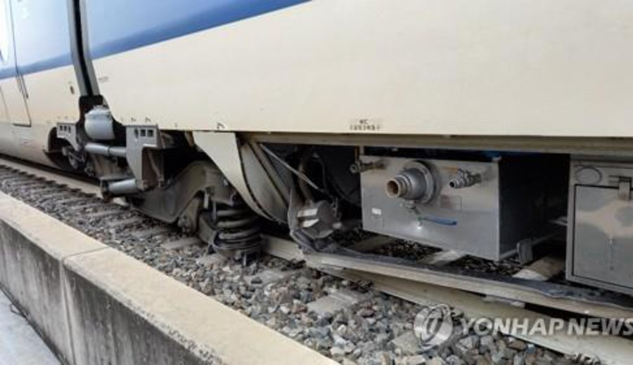 imagen de Tren bala descarrila en Corea del Sur y deja siete heridos