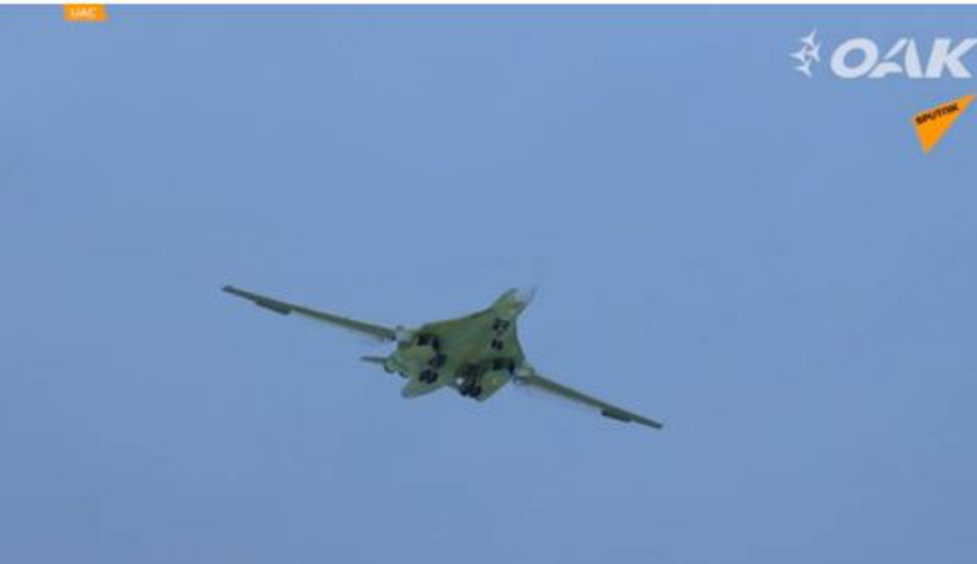 imagen de Las primeras maniobras del bombardero ruso Tu-160M modernizado