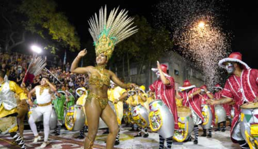 imagen de Hoy jueves y mañana viernes, Desfile de Llamadas