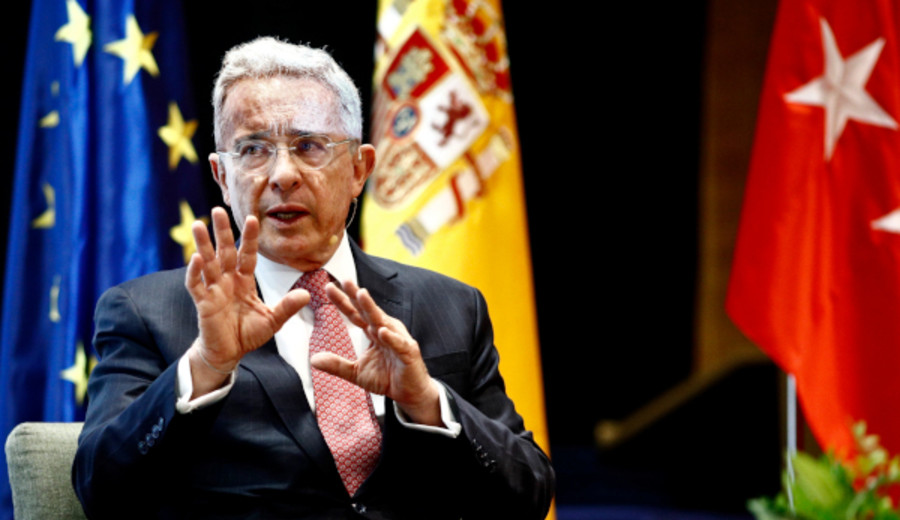 imagen de Colombia: Álvaro Uribe irá a juicio en plena campaña presidencial tras el rechazo de una jueza a su preclusión
