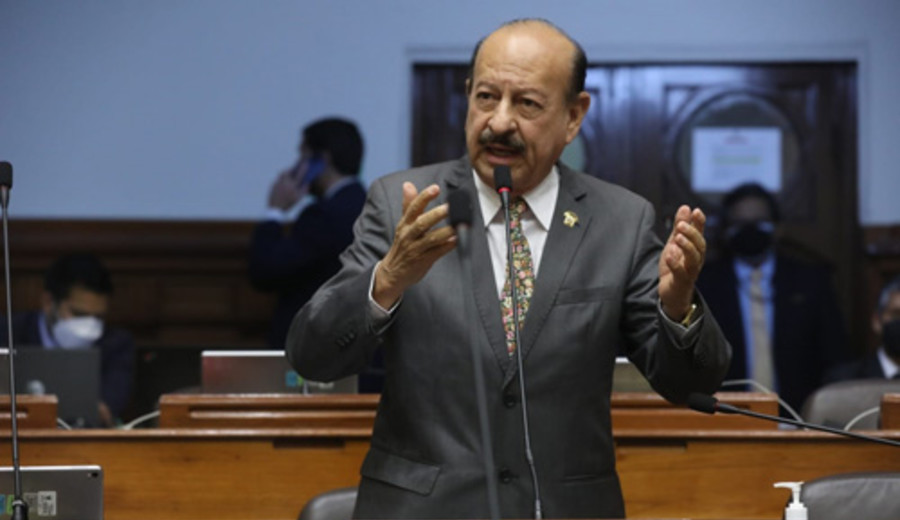 imagen de Dimite por corrupción un vicepresidente del Congreso de Perú que llevaba una semana en el cargo