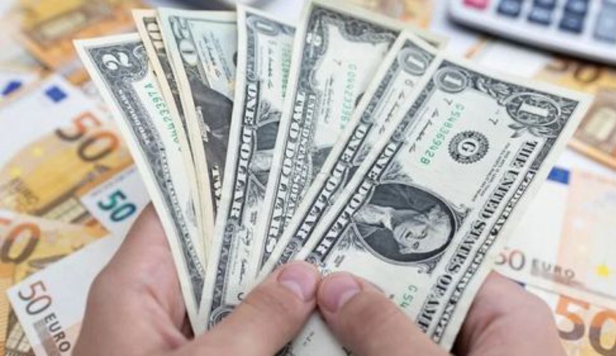 imagen de El euro volvió a caer por debajo del dólar ante los temores de una crisis energética en Europa