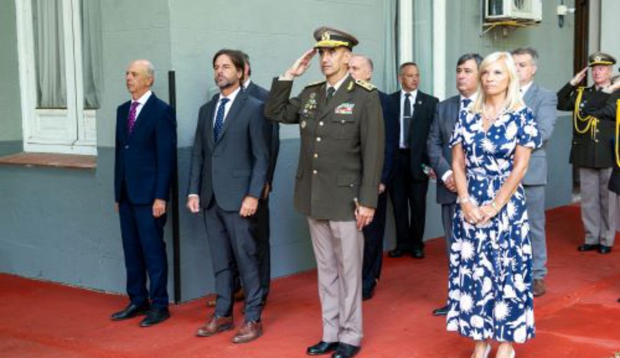 imagen de El Gral. Mario Stevenazzi asumió como comandante del Ejército