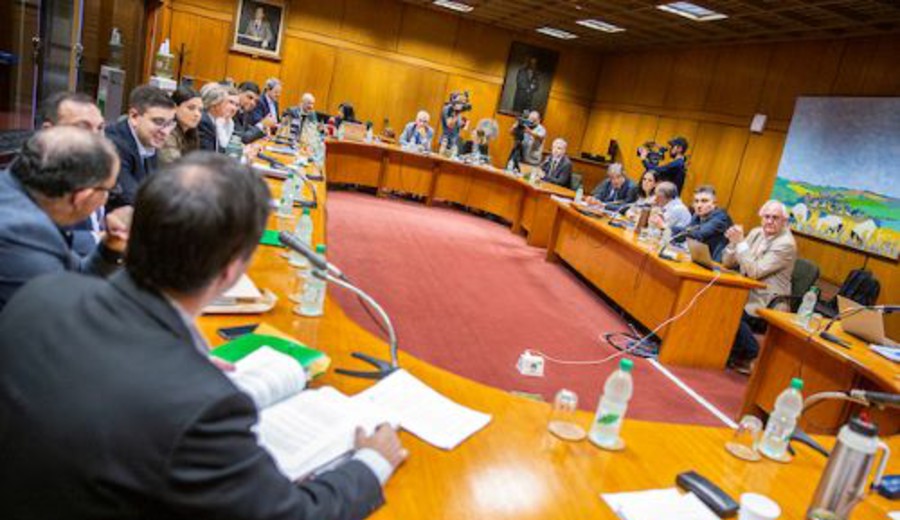 imagen de Se complicó la reforma jubilatoria: Cabildo Abierto “por ahora” no la vota