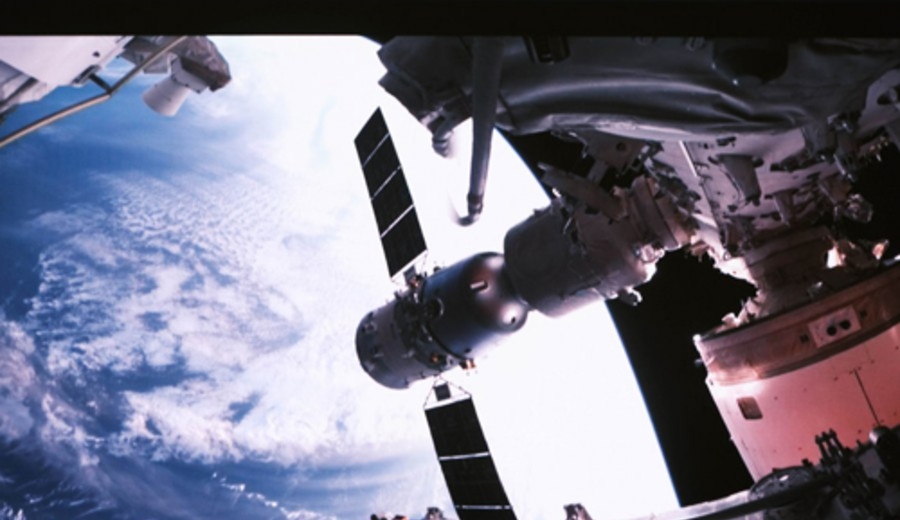 imagen de Nave espacial Shenzhou-16 transporta semillas para experimentos de reproducción