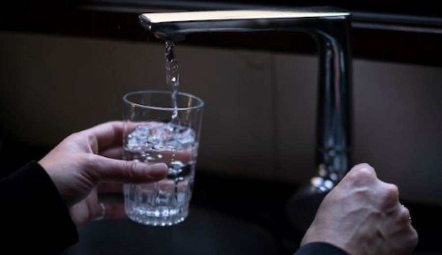 imagen de 63% tiene una opinión negativa sobre la gestión del gobierno de Lacalle Pou en la crisis actual del agua, según Factum