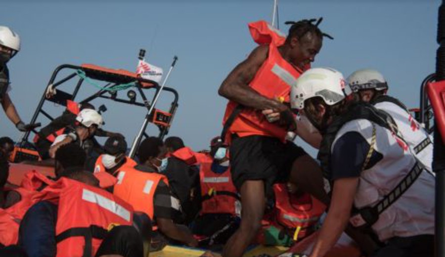 imagen de Cinco ONG denuncian ante la CE ley italiana que restringe las actividades de búsqueda y salvamento en el mar