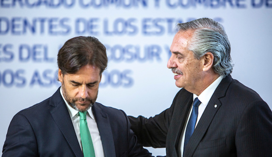 imagen de Alberto Fernández volvió a hablar del agua de Uruguay: ”es salada, no sirve para el consumo de agua potable"