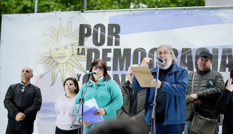 imagen de Pit-Cnt contra la corrupción: “No alcanza con las renuncias de ministros, viceministros y el asesor presidencial"