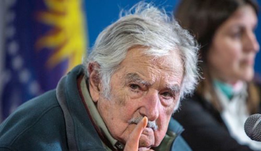 imagen de El expresidente Mujica expresó su temor de que el gobierno de Milei desemboque en el autoritarismo