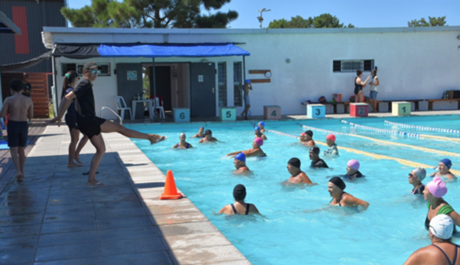 imagen de Piscina pública de Montes del Solymar