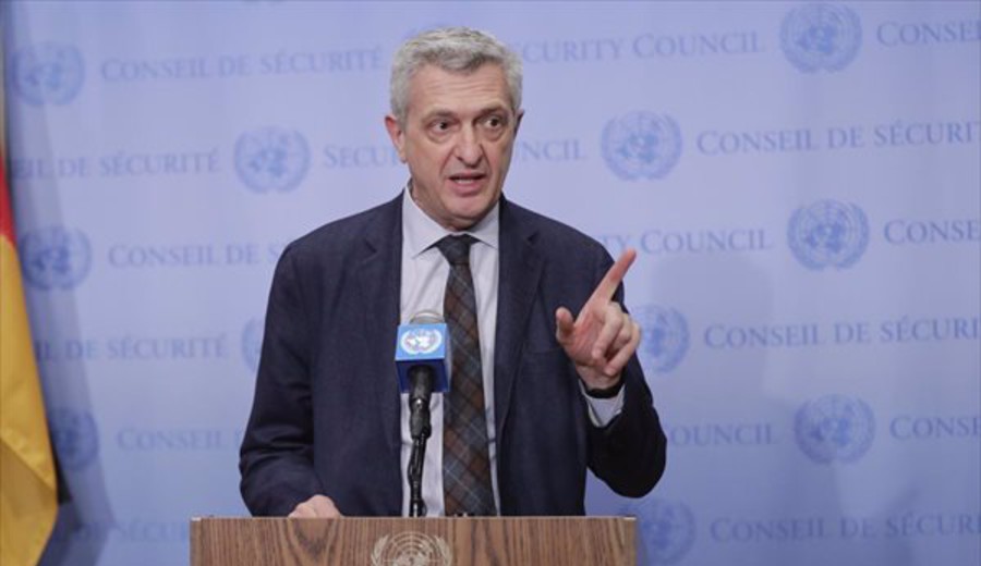 imagen de El jefe de ACNUR pide que se reanude la financiación de la UNRWA por que "nadie más" puede asumir sus tareas