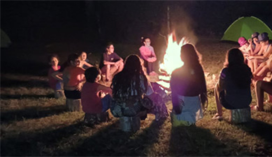 imagen de Niños de merenderos participaron de campamento en Salinas