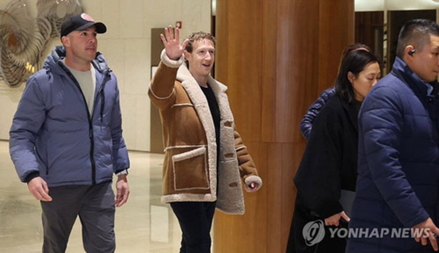imagen de Mark Zuckerberg se reunió con jefes de LG y Samsung