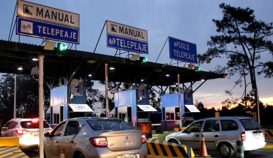 imagen de Peajes no levantarán barrera a vehículos de empresas de transporte con deudas mayores a $ 150.000