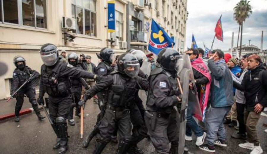 imagen de PIT-CNT “rechaza enfáticamente represión policial contra manifestación de trabajdores de la pesca”