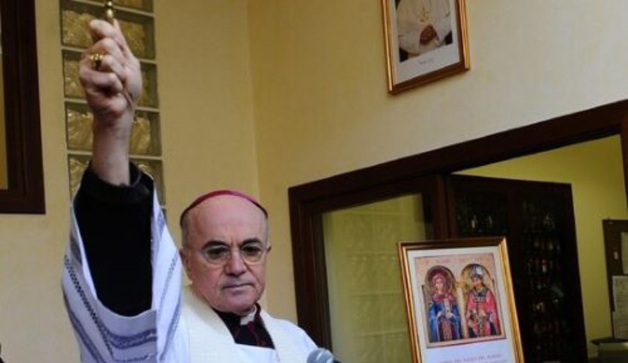 imagen de El Vaticano excomulga a monseñor Viganó, feroz crítico del papa Francisco