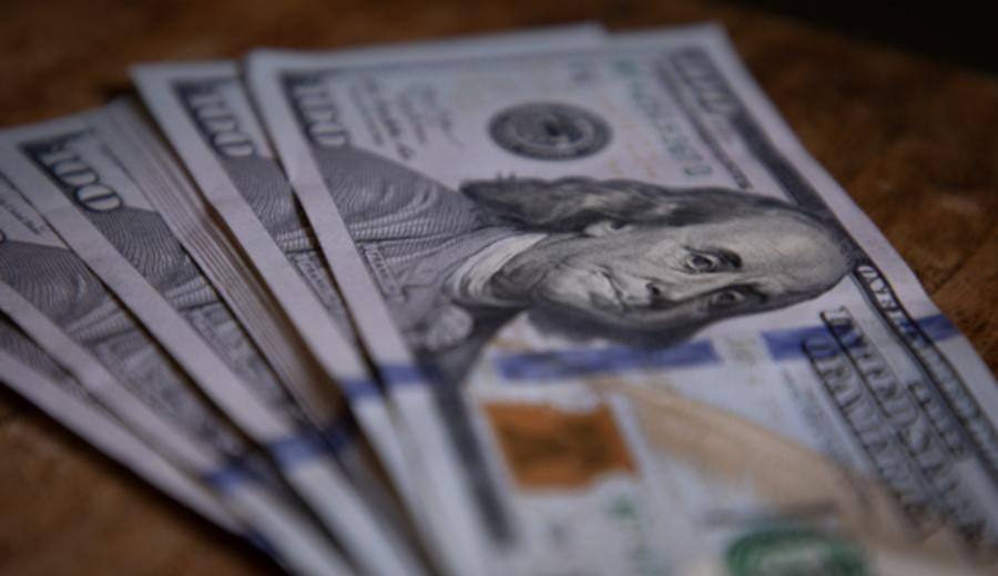 imagen de Dólar paralelo en Argentina vuelve a ceder y registra nivel más bajo desde junio