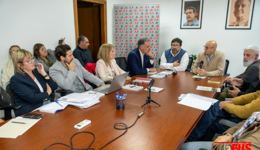 imagen de Salud: Fórmula presidencial del FA coincide con líneas fundamentales del documento elaborado por la FUS y los usuarios