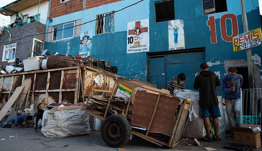 imagen de Argentina: La pobreza alcanzó al 52,9% de la población en el primer semestre de 2024