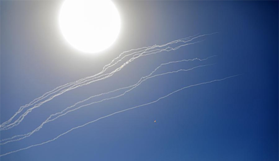 imagen de Hamás dispara cohetes desde Gaza contra Tel Aviv