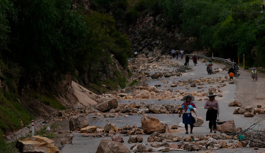 imagen de Se agudiza la crisis en Bolivia: seguidores de Evo Morales amenazaron con mantener los bloqueos de carreteras