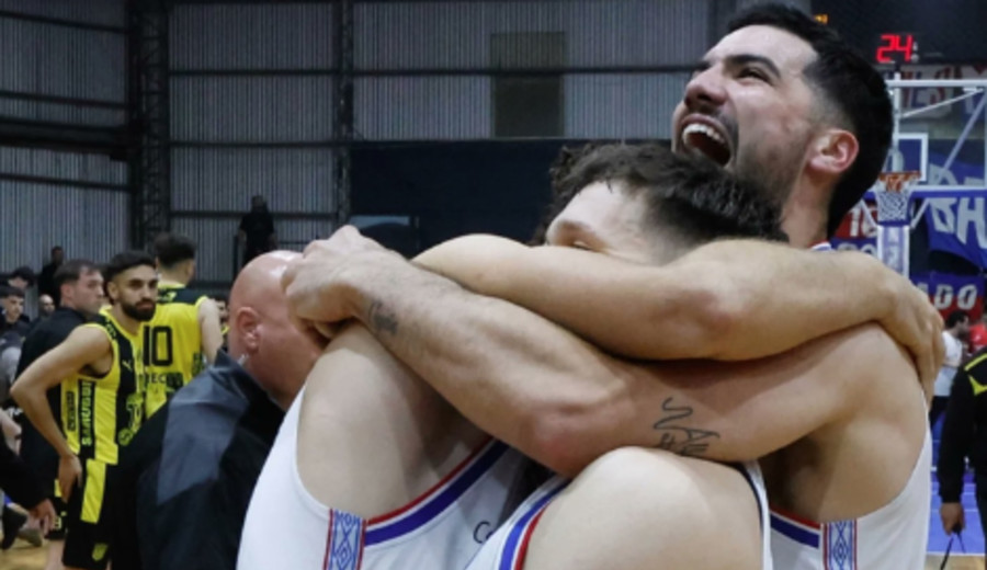 imagen de Nacional derrotó 80-78 a Peñarol y quedó segundo en la LUB detrás de Malvín