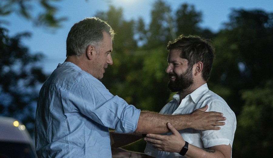 imagen de Orsi recibió a Boric, a quien admira “mucho”, en Salinas: el chileno aseguró que será su “compañero” en “ideales