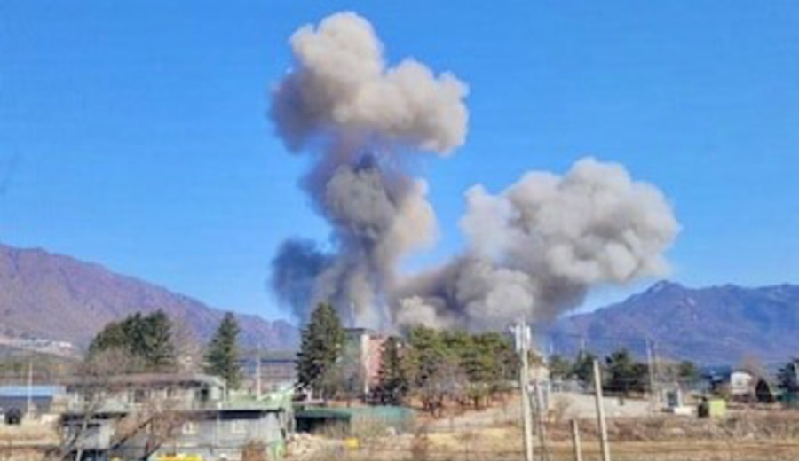 imagen de Un caza surcoreano lanzó accidentalmente ocho bombas MK-82 contra una zona residencial: al menos 7 heridos