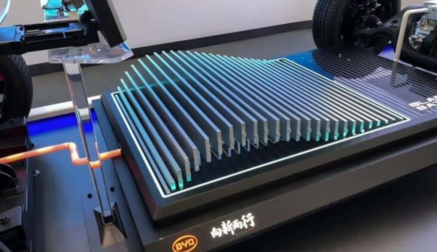 imagen de China lanzará un motor eléctrico para autos que en 5 minutos de carga rinde 300 kilómetros