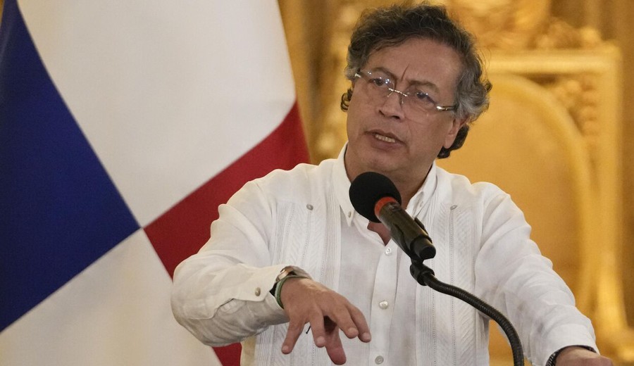 imagen de Petro: "El neoliberalismo que proclamaba una política librecambista en todo el globo ha muerto"