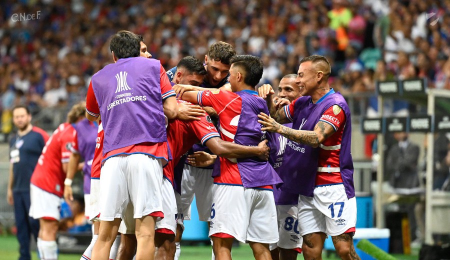 imagen de Nacional dio vuelta el partido con Bahía, ganó 3-1 y quedó tercero en el grupo F