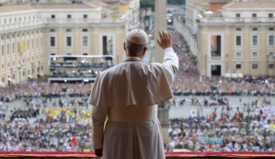 imagen de "¡No más guerra!", dijo el Papa en el primer Regina Caeli