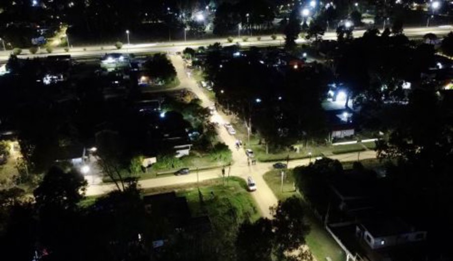 imagen de Se alumbraron diez nuevos kilómetros de calles en la Costa de Oro